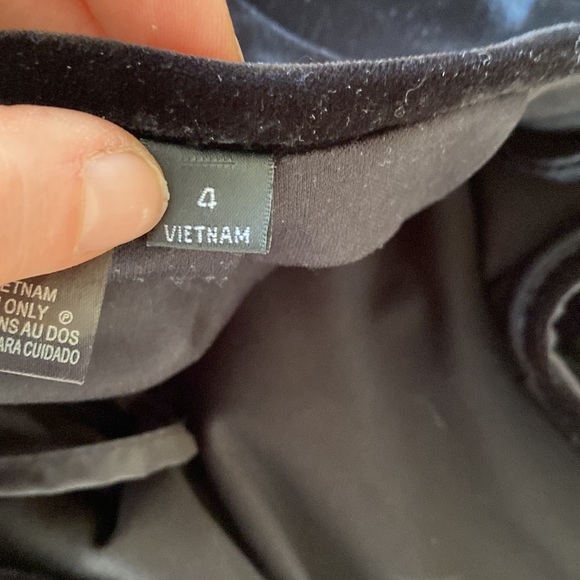 Tahari velvet skirt 4 - Picture 6 of 7